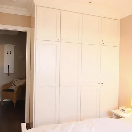 Schoenes Neues Hochwertig Renoviertes 2-zimmer In Der 4. Etage. Westerland
